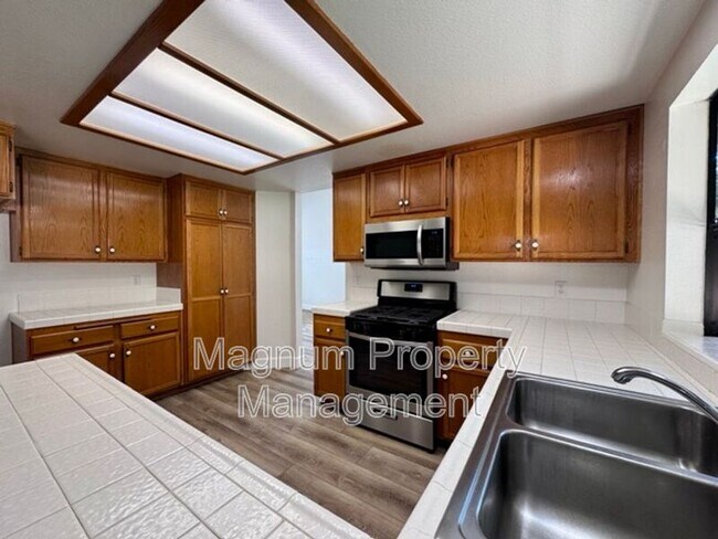 Building Photo - 41701 Riesling Ct