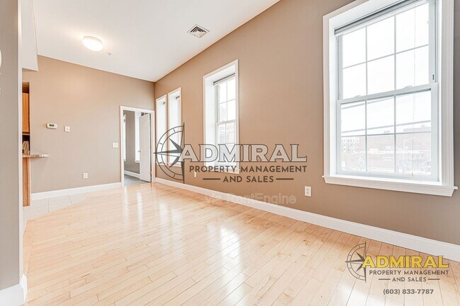 Building Photo - 282 Central Ave