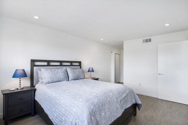 Building Photo - 1605 Pennsylvania Ave