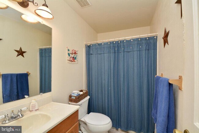 Building Photo - 7307 Fathom Ct