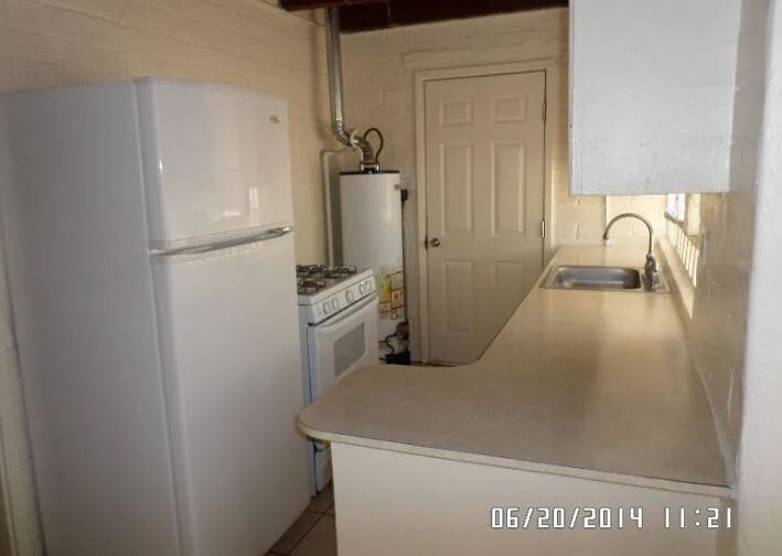 Building Photo - 3574 E Bellevue St