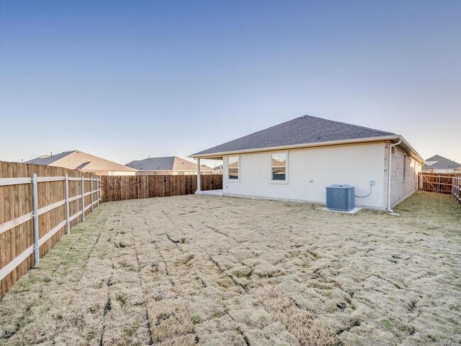 Building Photo - 16812 Marcello Dr