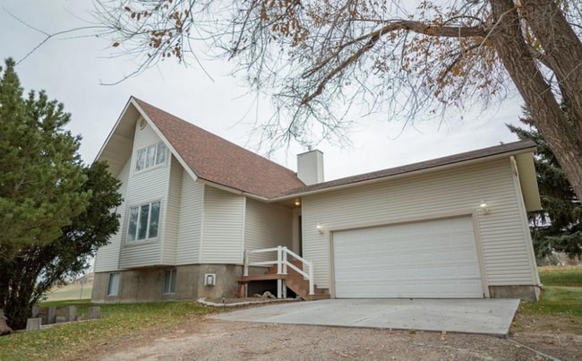 Building Photo - 6 BED 3 BATH HOME IN AMMON, IDAHO