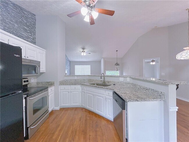 Building Photo - 3342 Windpointe Ct