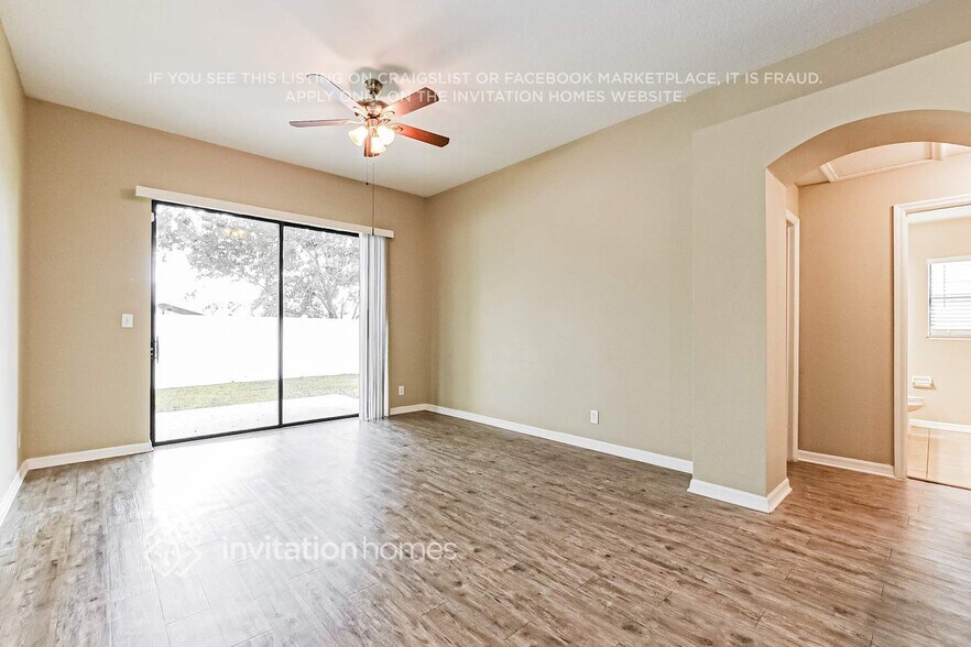 Building Photo - 3619 Briar Run Dr