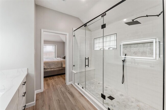 Building Photo - 29 Cypress Bayou Ct