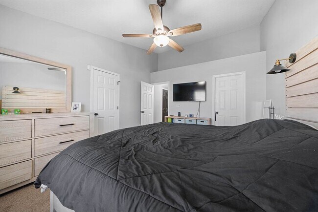 Building Photo - 5512 Meadow Passage Dr