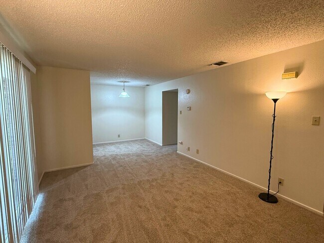 Building Photo - Move-In Special.  ½ off the first full month's rent with a 12 month lease