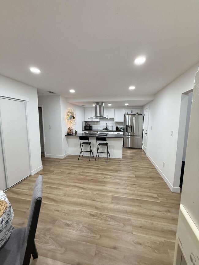 Building Photo - "Charming 2-Bed Duplex in Rancho Cordova – 1,110 Sq Ft of Comfort!"