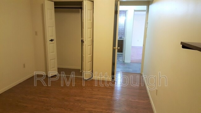 Building Photo - 437 S Aiken Ave