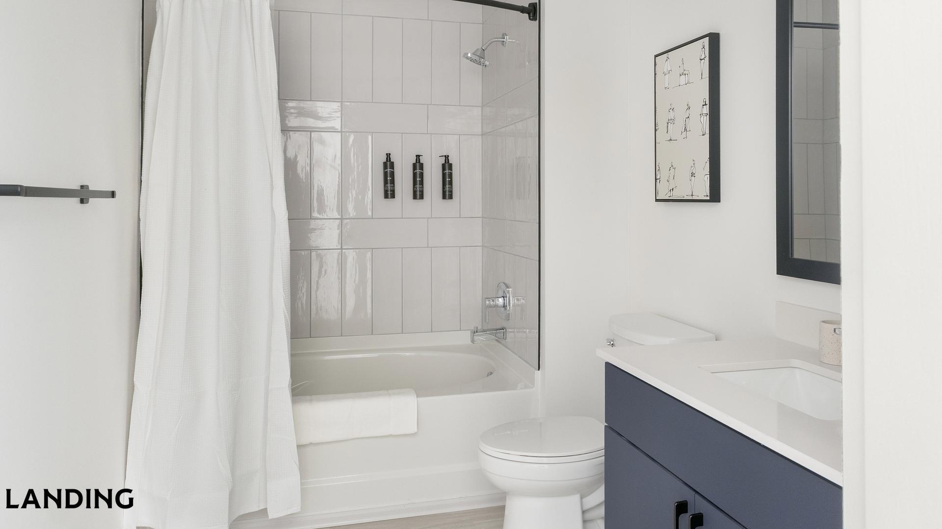 Building Photo - 1007 S Mint St