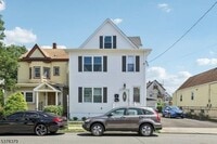 Building Photo - 115 Wallington Ave