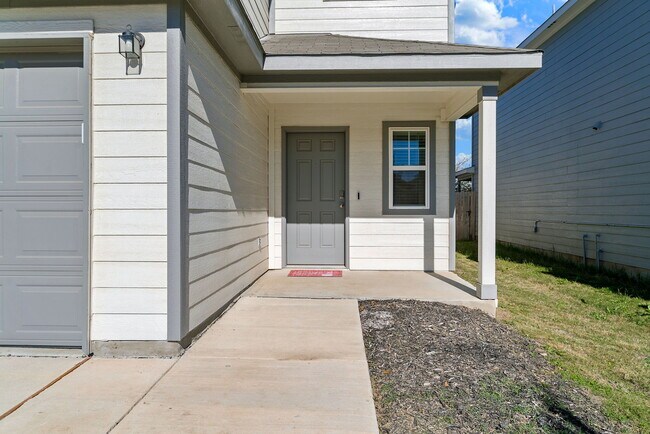 Building Photo - 13721 Crossbow Rdg