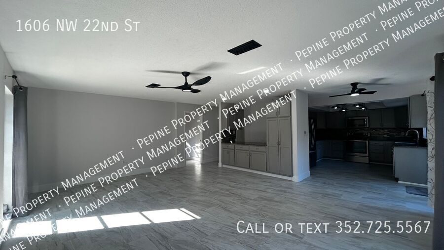 Building Photo - 1606 NW 22nd St