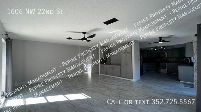 Building Photo - 1606 NW 22nd St