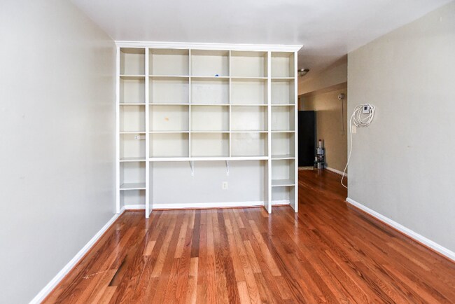 Building Photo - 1709 Montello Ave NE