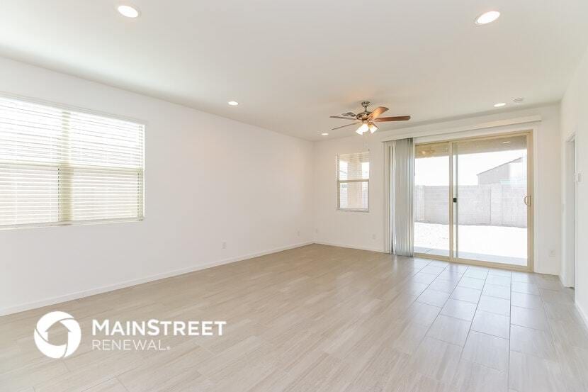 Building Photo - 3755 E Sandoval Dr