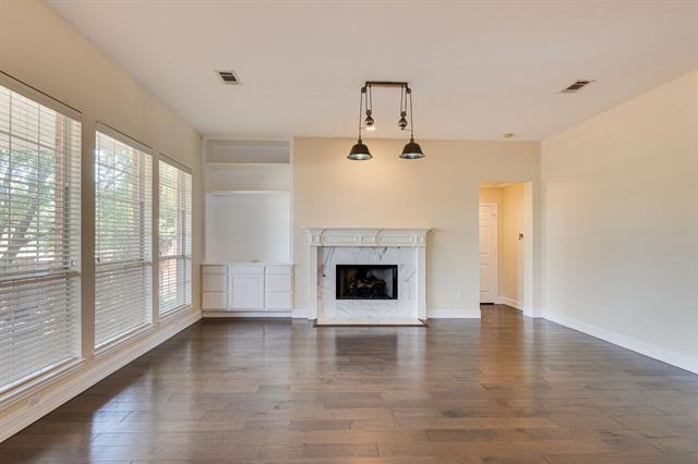 Building Photo - 704 Glendale Dr