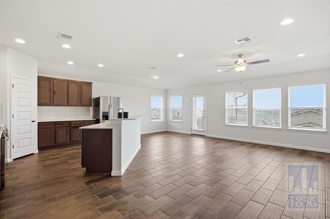 Building Photo - 9604 Eloquence Dr