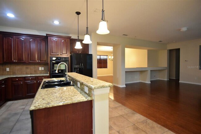 Building Photo - 2870 Grassmoor Loop