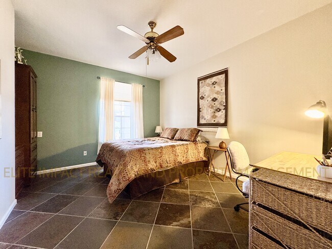 Building Photo - 65091 E Diamond Ridge Ct