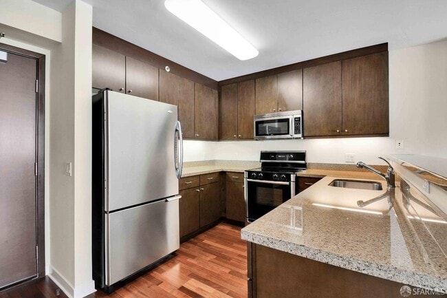 Building Photo - 199 New Montgomery St