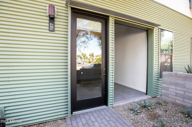 Building Photo - 1130 N 2nd St