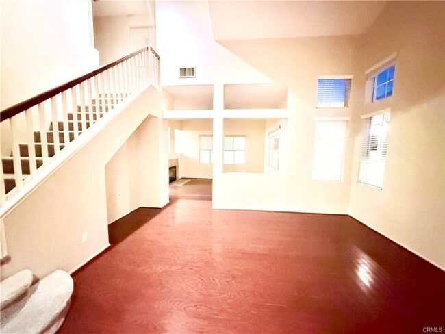 Building Photo - 42 Parterre Ave