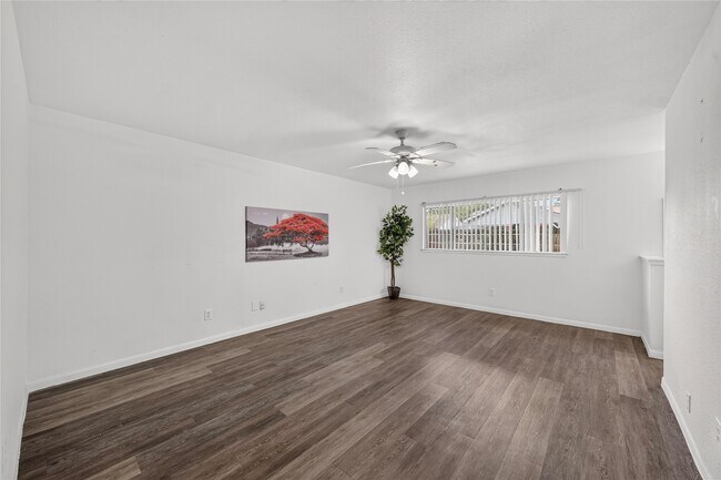 Building Photo - 18706 Clover Glen Ln