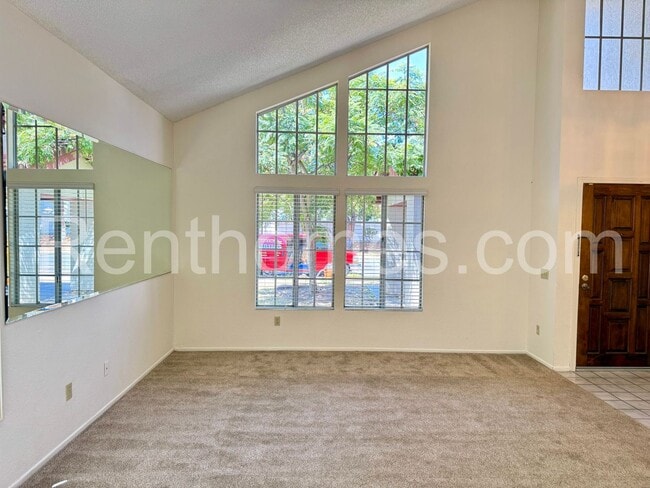Building Photo - 10515 Carrington Dr
