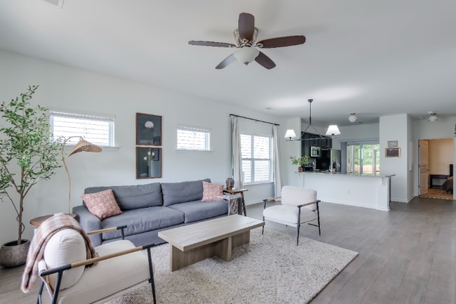 Building Photo - 316 Autumn Mist Dr