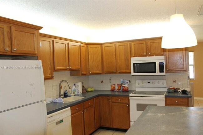 Building Photo - 4166 Caesar Cir