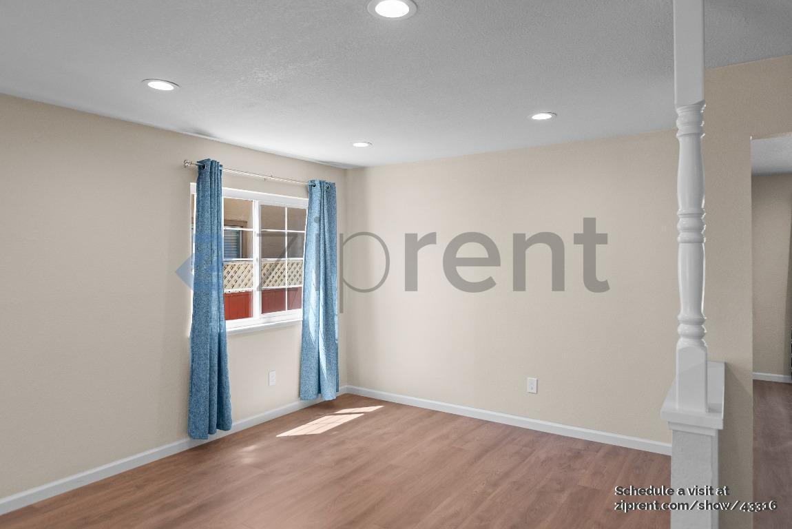 Building Photo - 33525 Bardolph Cir