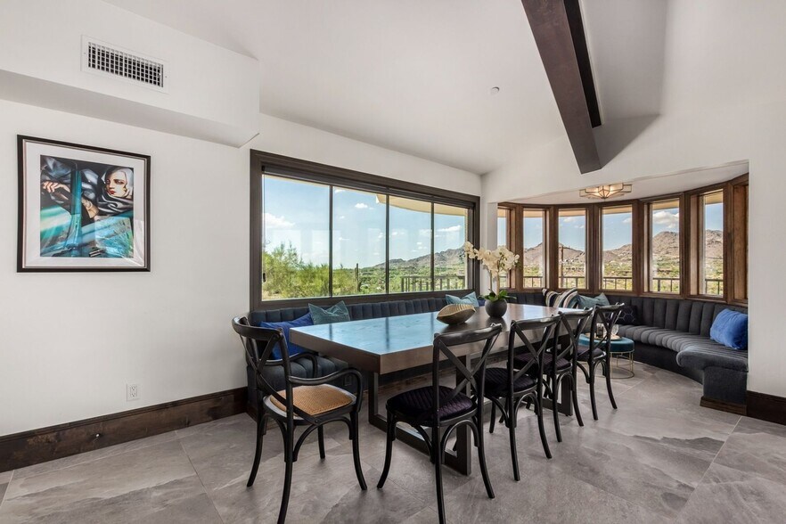 Building Photo - 5655 Camelback Canyon Dr