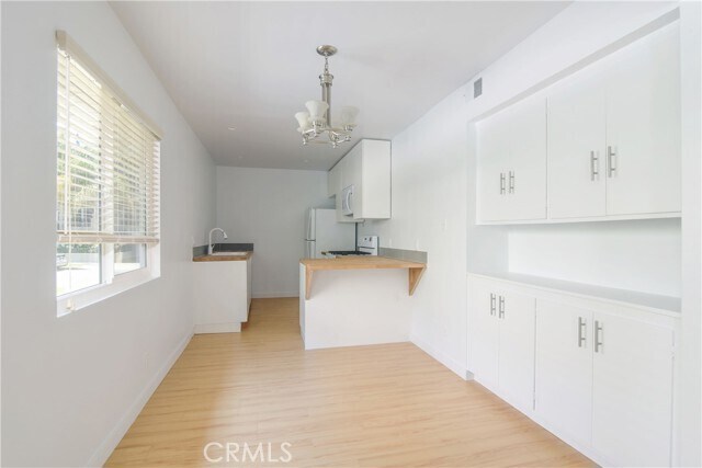 Building Photo - 11921 Goshen Ave