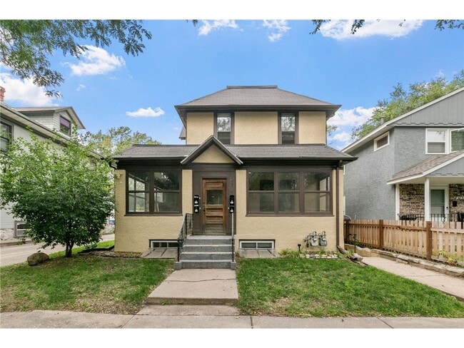 Building Photo - 2744 Fremont Ave S