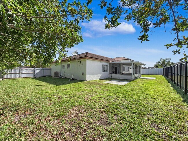 Building Photo - 14264 SW 289 Ter