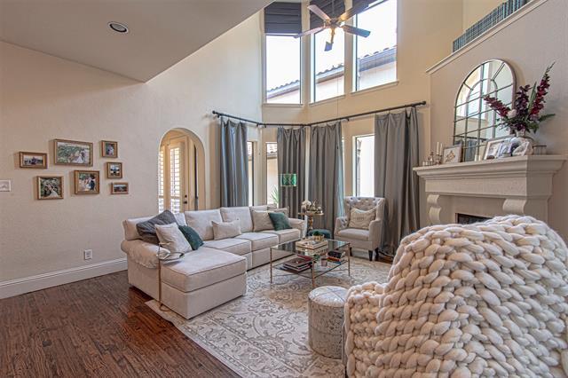 Building Photo - 7039 Comal Dr