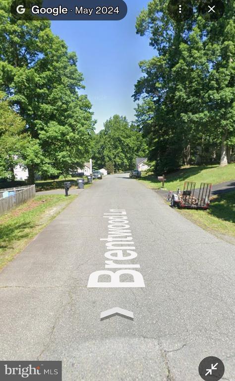 Building Photo - 23 Brentwood Ln