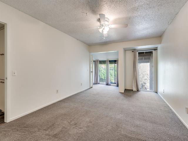 Building Photo - 1800 Navajo Pl