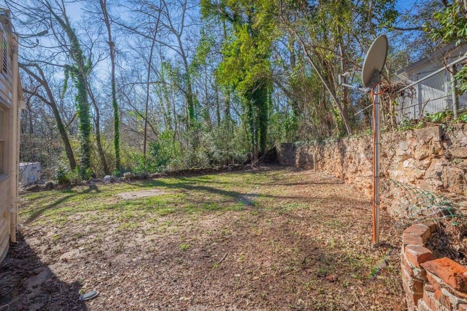 Building Photo - 840 Bobbin Mill Rd