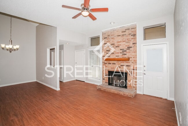 Building Photo - Charming 2 Bedroom in Mesquite!