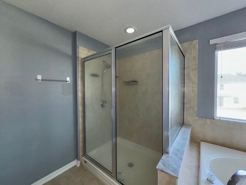 Building Photo - 18403 Fish Loop