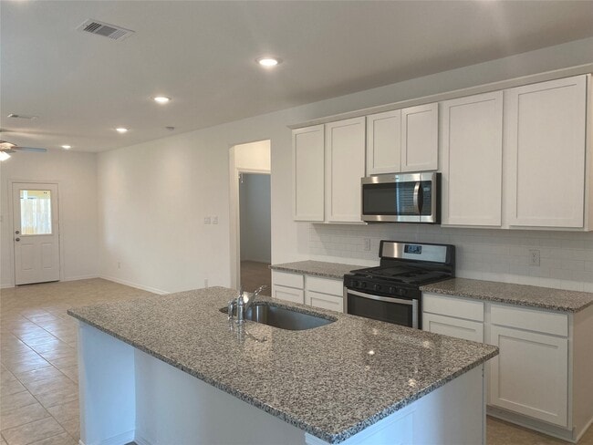 Building Photo - 23110 True Fortune Dr