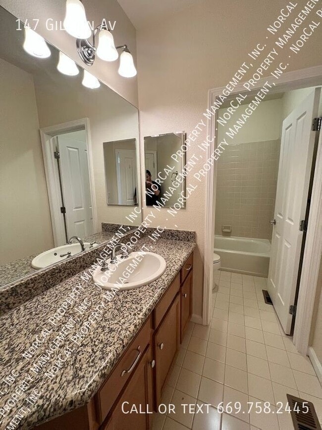 Building Photo - 147 Gilman Ave