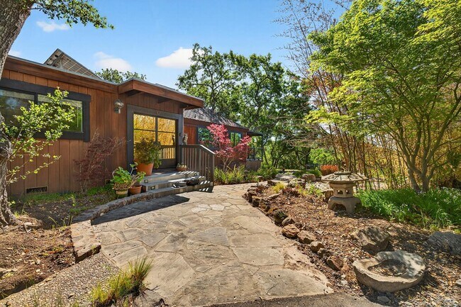 Building Photo - 3662 Lovall Valley Rd