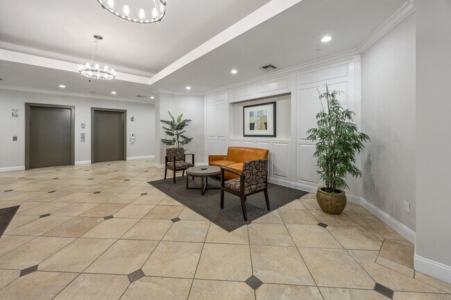 Building Photo - 1 King Philip Dr