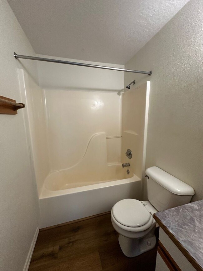 Building Photo - 43 N 25th Ave