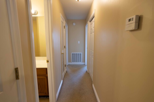 Hallway - 3525 Ford Rd