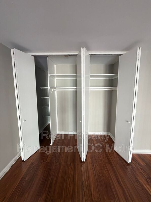 Building Photo - 400 O St SW